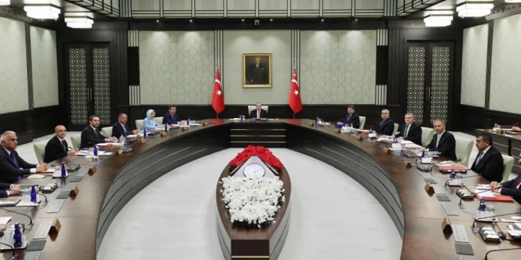 Kabine ekonomi gündemiyle toplandı