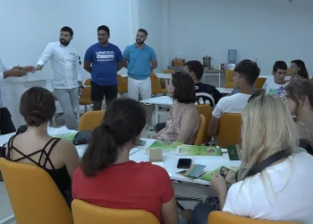 Erasmus öğrencileri Bursa’da tarhana yapmayı öğrendi