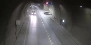 Tünelde sollama yaparken duvara çarptı