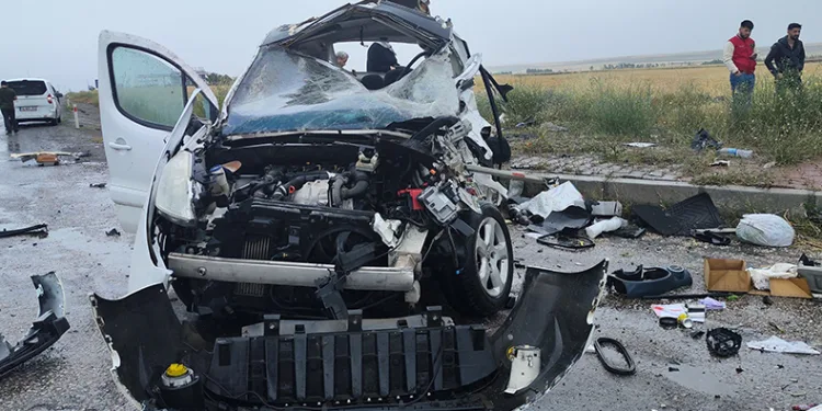 Sivas’ta feci kaza, ölü ve yaralılar var