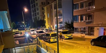Polisten kaçan yabancı uyruklular mahalleye dağıldı