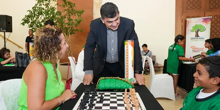 Satrancı güçlendiren hamle
