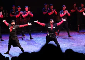 Bursa Festivali’nde muhteşem gösteri