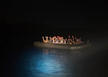 Datça’da 30 göçmen yakalandı