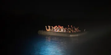 Datça’da 30 göçmen yakalandı