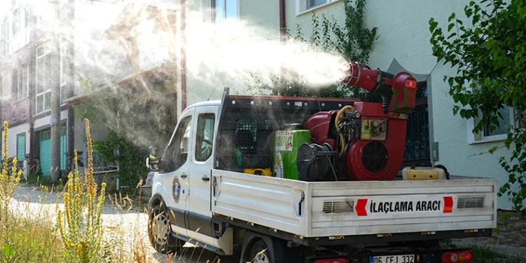 Sinek ve haşere ile mücadele