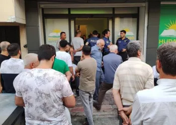İl Başkanlığına saldırı, il başkanı yaralandı il sekreteri hayatını kaybetti