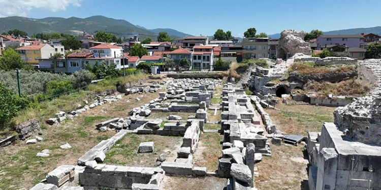 İznik’teki Roma Tiyatrosu turizme kazandırılıyor