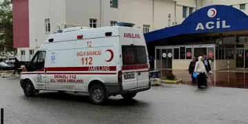Ambulans şoförü baba,oğlunu kurtaramadı