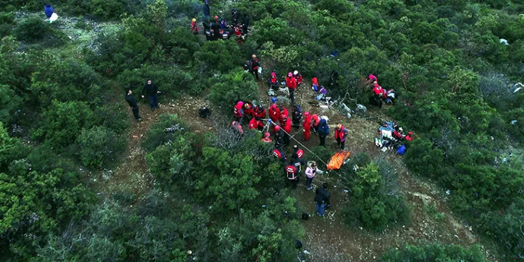 İznik’te hazine arayanlar için mağarada seferberlik