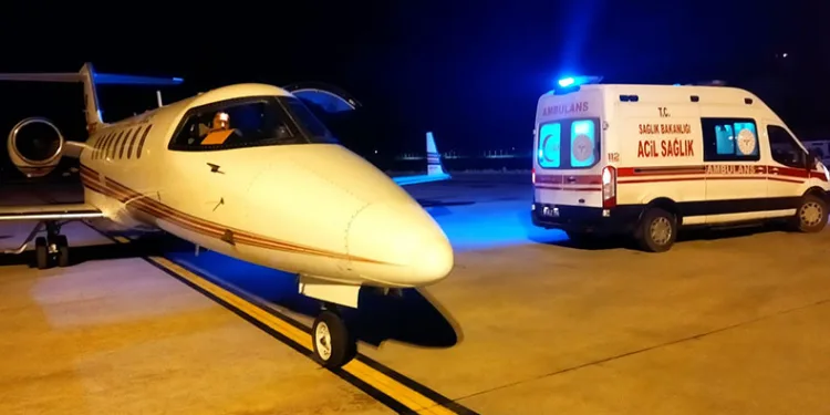 Hasta ambulans uçakla tedavi için Bursa’ya getirildi