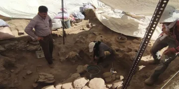 Tarihe ışık tutacak kazı
