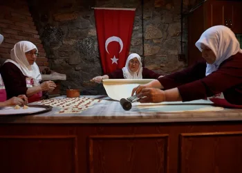 Kadınlar üretiyor Yıldırım kazanıyor