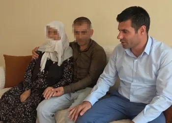 “Annem benim yüzümden kör oldu”