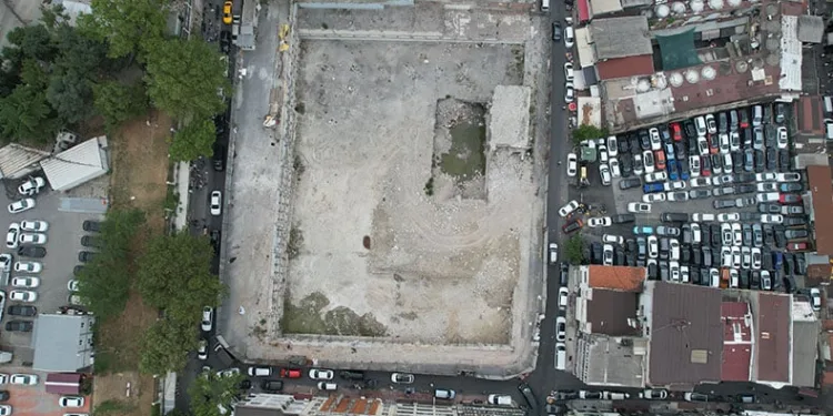 Karaköy ve Mercan’da otopark çilesi