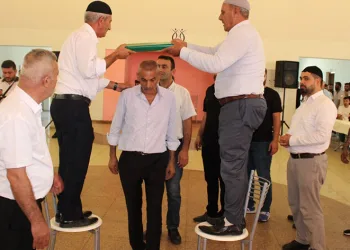 13 yıllık husumet barış yemeği ile sona erdi