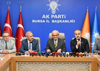 Yusuf Ziya Yılmaz Bursa’da konuştu