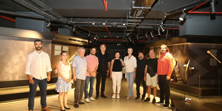 Sunay Akın’dan Nilüfer’e müze ziyareti