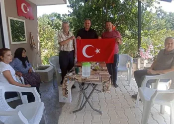 Şehit ailesini duygulandıran ziyaret