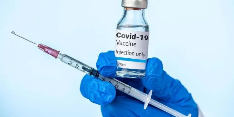 Covid aşışı olmadığı için kovulan işçiye müjde