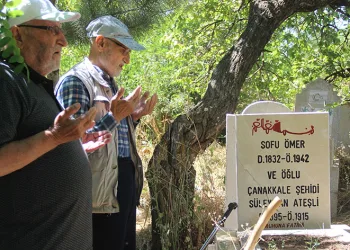 Köylerinde temsili mezar yaptılar