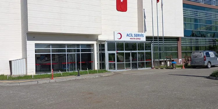 Akrebin soktuğu bebek yoğun bakıma alındı