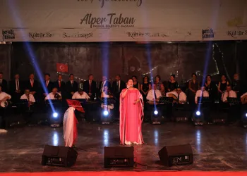 Yıldızların altında muhteşem final