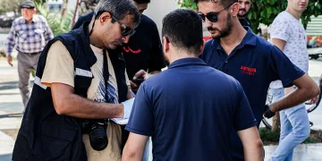 Para toplayan personele hırsızlık şoku