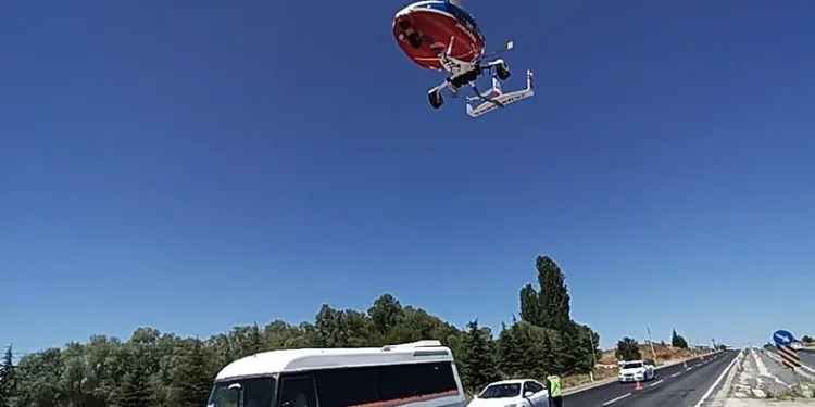 ‘Cayrokopter’ destekli trafik denetimi gerçekleştirildi