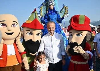 Zafer coşkusu Bursa semalarında