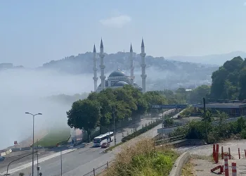 Uzun Mehmet Camii görenleri kendisine hayran bıraktı