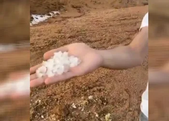 Elazığ’da dolu yağışı