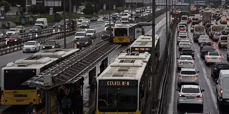 İstanbul’da ulaşıma zam yapıldı