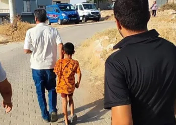 Kayıp ihbarı verilen çocuk uyurken bulundu