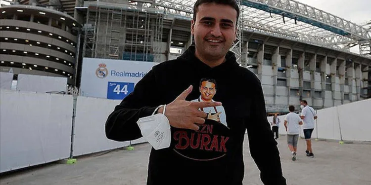 CZN Burak ile babasına hapis talebi