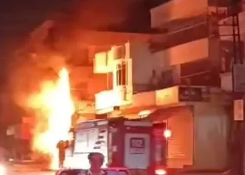 Aşırı sıcaklar trafoyu yaktı