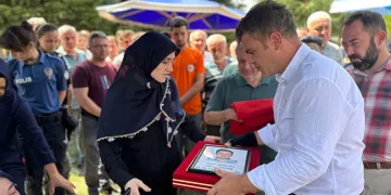 Genç polis memuru kansere yenildi