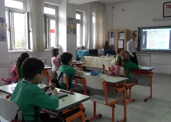 “Ekonomik krizin faturasını öğrenciler ödememelidir”