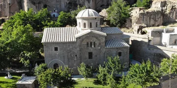 Kilise Camii ihtişamıyla turistleri cezbediyor