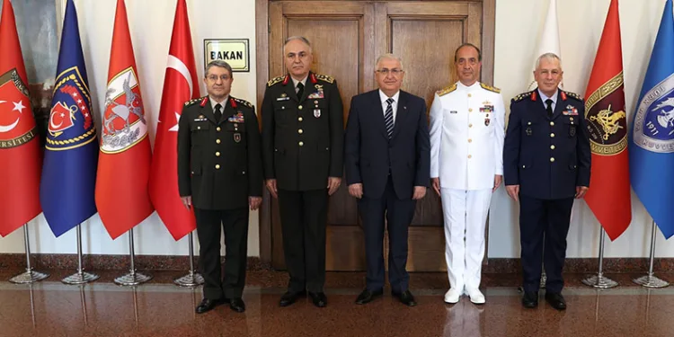 Bakan Güler, TSK Komuta Kademesi’ni kabul etti