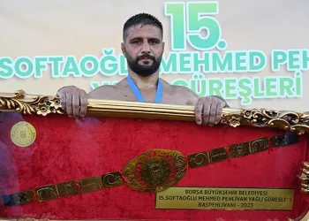 Başpehlivan Serhat Gökmen oldu