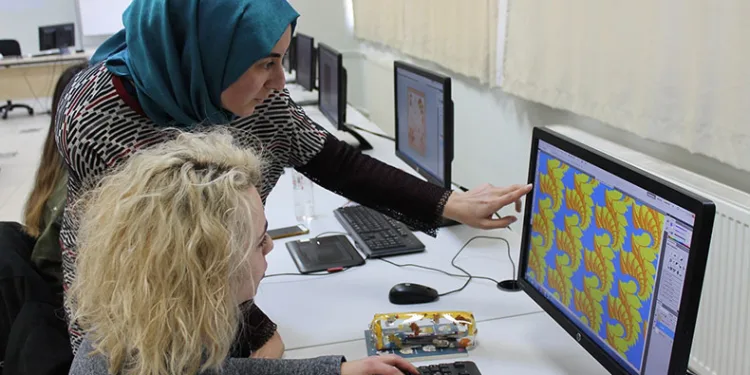 BUÜ’nün meslek yüksekokulları, Türkiye’nin zirvesinde