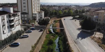 Lağım kokusu mahalleyi sardı