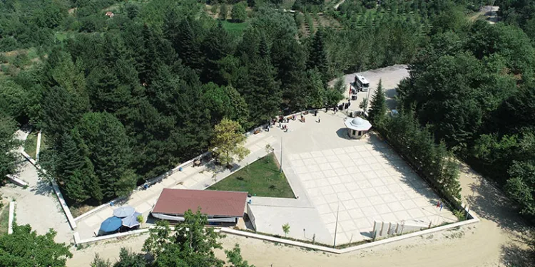 Turgut Alp türbe gezileri başladı