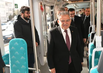 Tramvaylarda ücretsiz internet dönemi