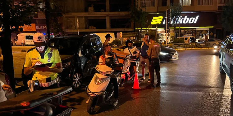 Motosikletlilere yönelik sabit yol uygulaması