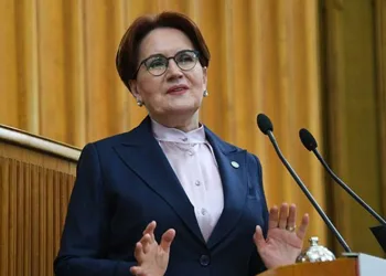 “Aday olup olmayacağımı size kim söyledi?”