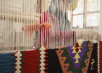 “Barak Kilimi” dokumacılığı başlatıldı