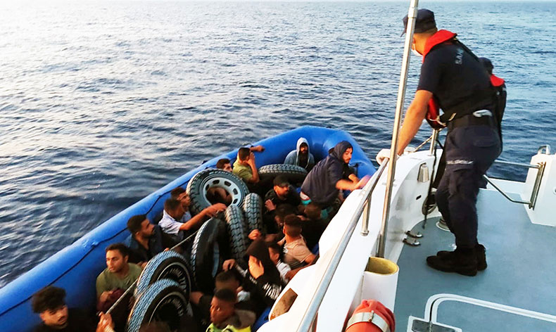 Datça’da 37 göçmen yakalandı