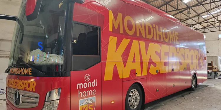 Kayserispor otobüsüne yeni makyaj